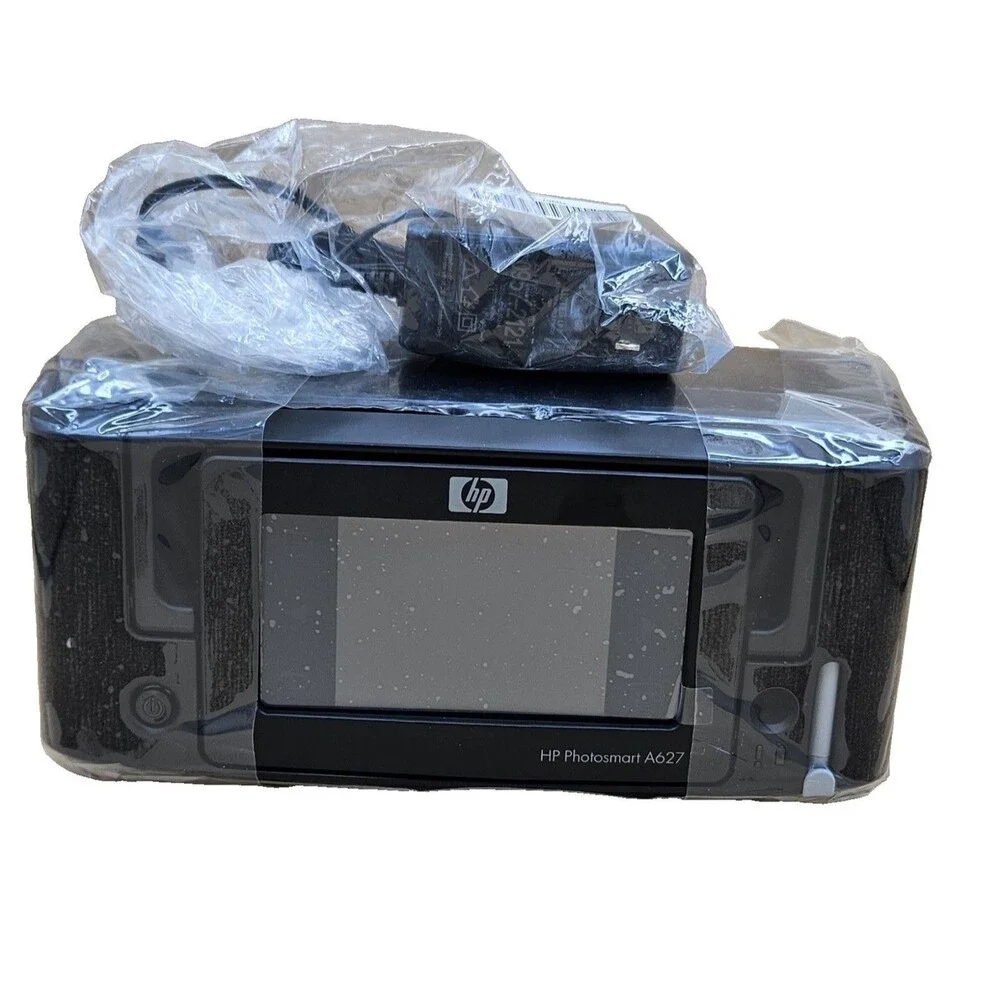 HP Photosmart A627 Open Box New w Ink Paper Case Accessories